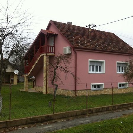 Apartman Anka Ratkovica Exterior foto